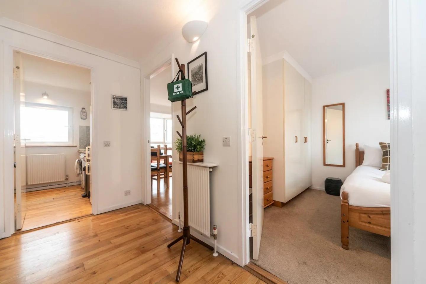 Sunny Maisonette With Views Over Canary Wharf, ロンドン エクステリア 写真
